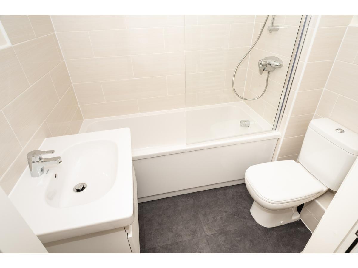 יורק Stylish Flat Near The City Centre - Pass The Keys מראה חיצוני תמונה