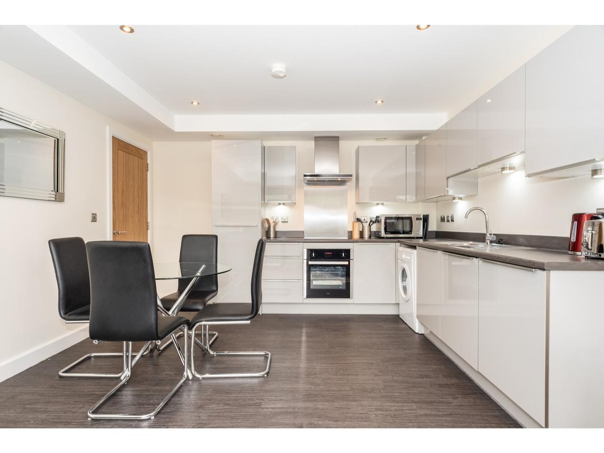 יורק Stylish Flat Near The City Centre - Pass The Keys מראה חיצוני תמונה